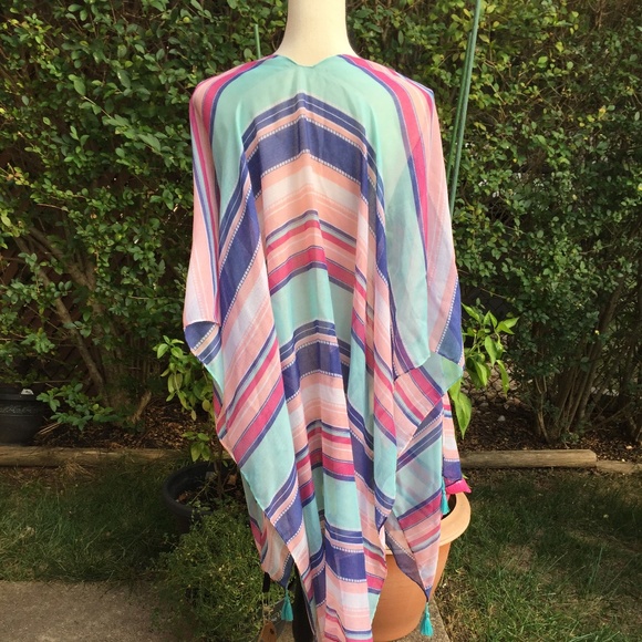 Justin & Taylor Multi Color Ruana - Picture 5 of 8